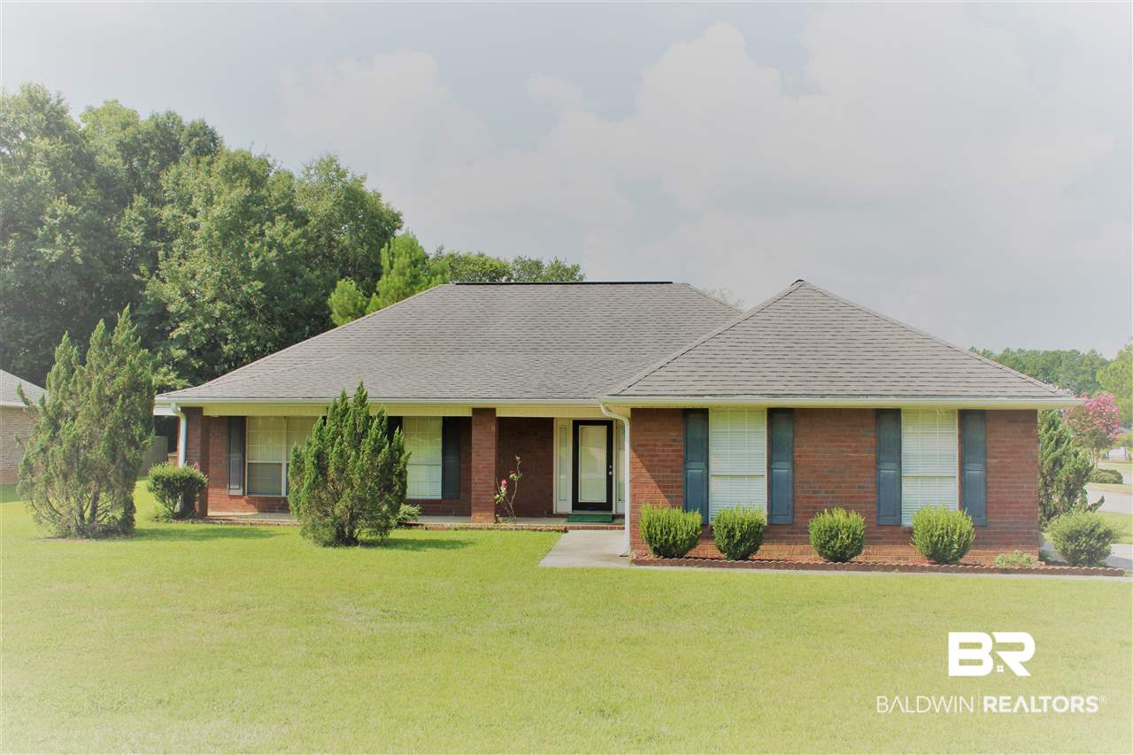 25407 Raynagua Boulevard Loxley, AL 36551 - Photo 2 of 20 Front View