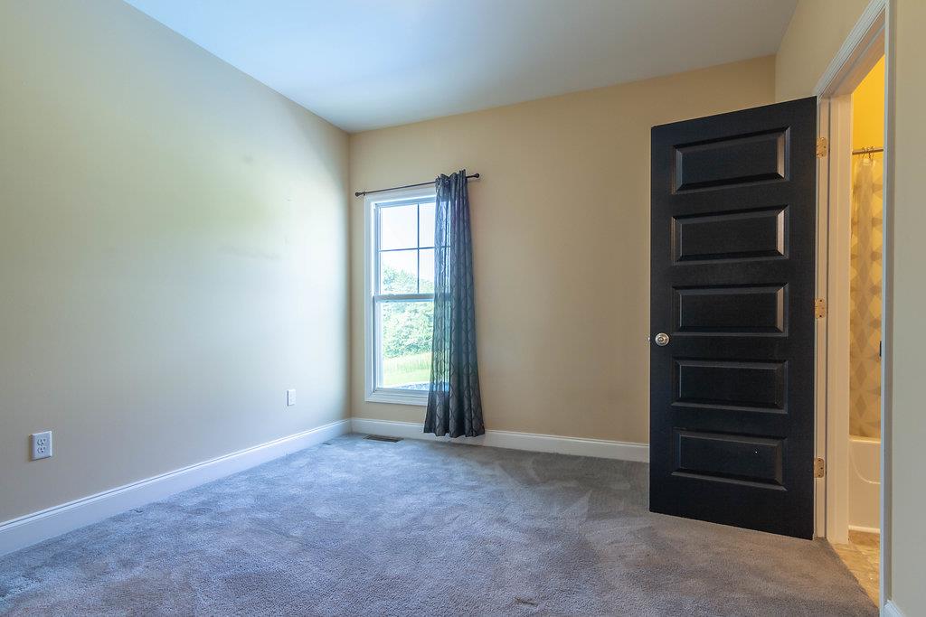 6071 Shellsford Road McMinnville, TN 37110 - Photo 14 of 28 Gallery Image 14