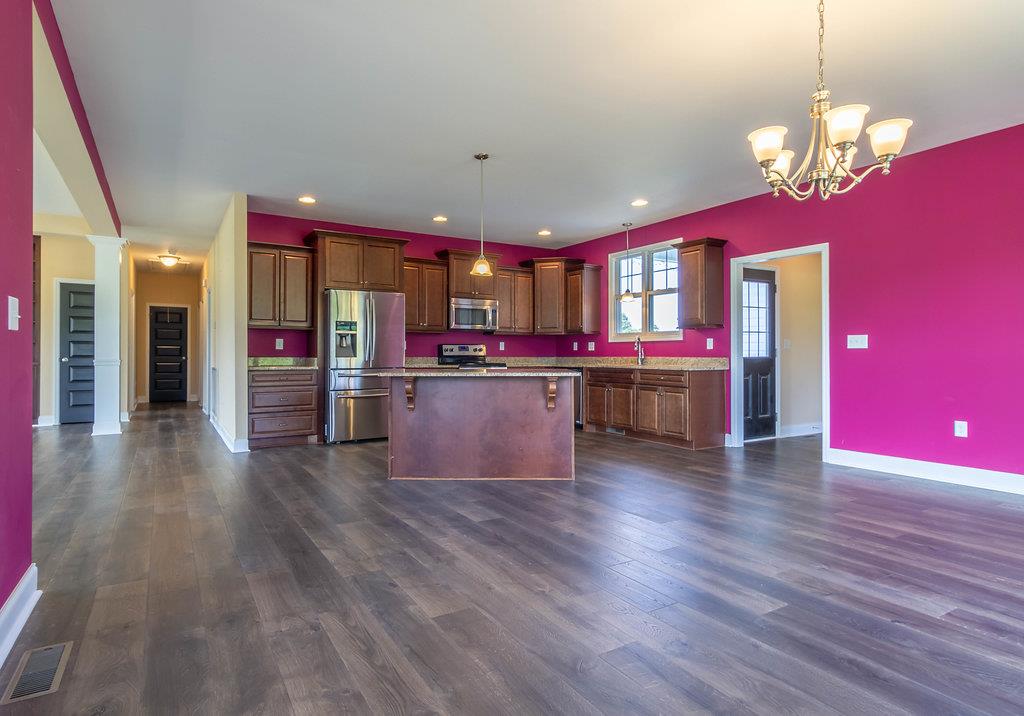 6071 Shellsford Road McMinnville, TN 37110 - Photo 5 of 28 Gallery Image 5