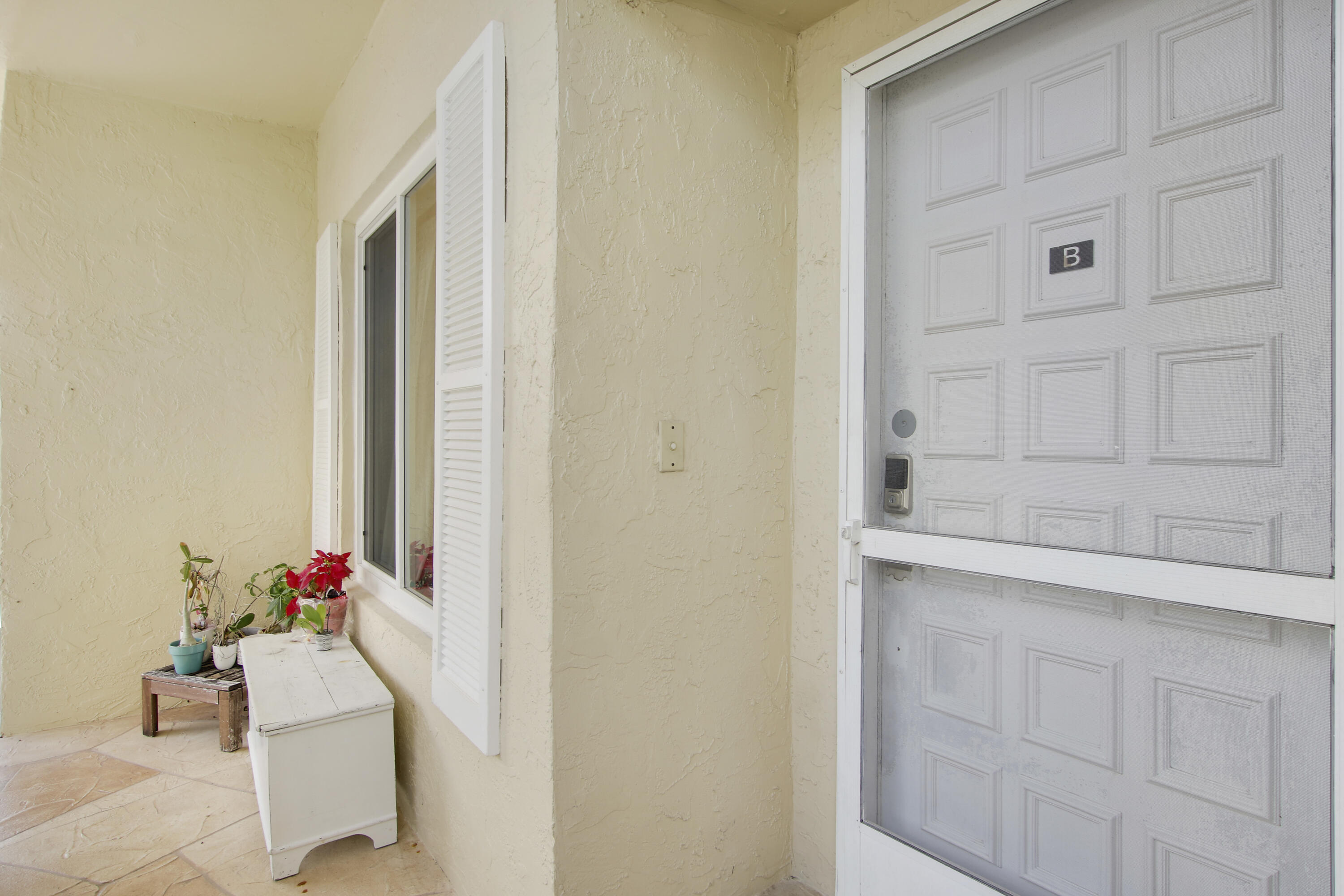 13658 Vía Flora, Unit B Delray Beach, FL 33484 - Photo 23 of 24 House2-24