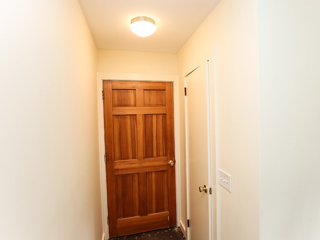 69 Cross Street Westerly, RI 02891 - Photo 6 of 37