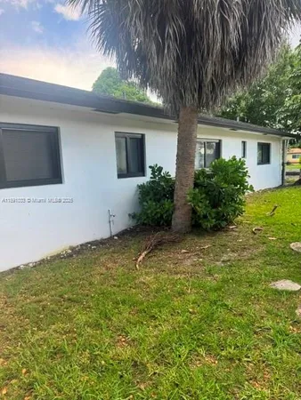 $6,875 | 2856 Northwest 10th Avenue, Unit O, Wilton Manors, FL 33311