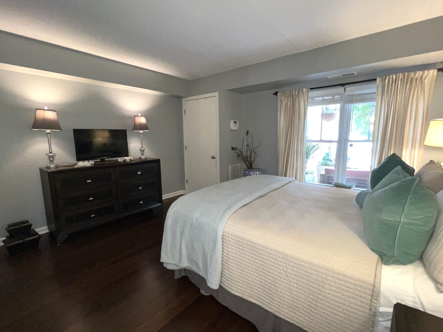 231 North Mill Road, Unit 1 Addison, IL 60101 - Photo 12 of 18 Gallery Image 12