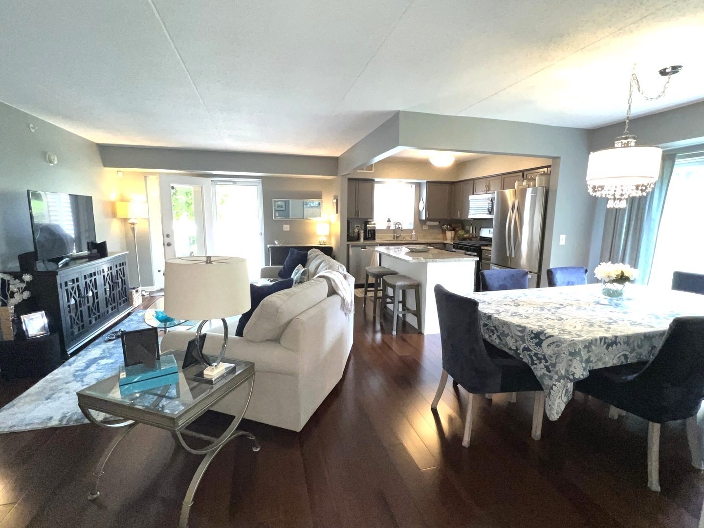 231 North Mill Road, Unit 1 Addison, IL 60101 - Photo 5 of 18 Gallery Image 5