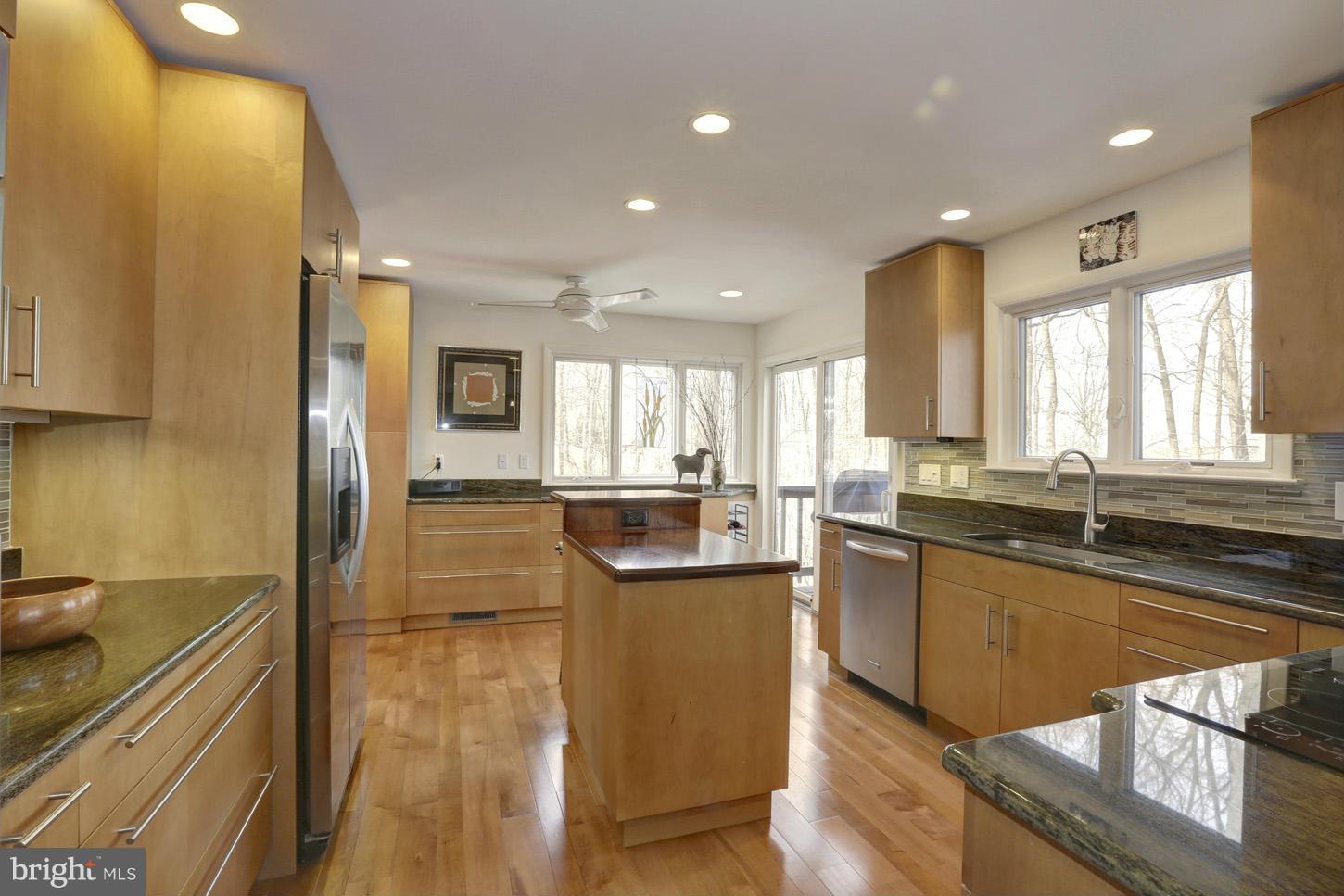 2114 Highland Ridge Drive Phoenix, MD 21131 - Photo 12 of 30 Kitchen