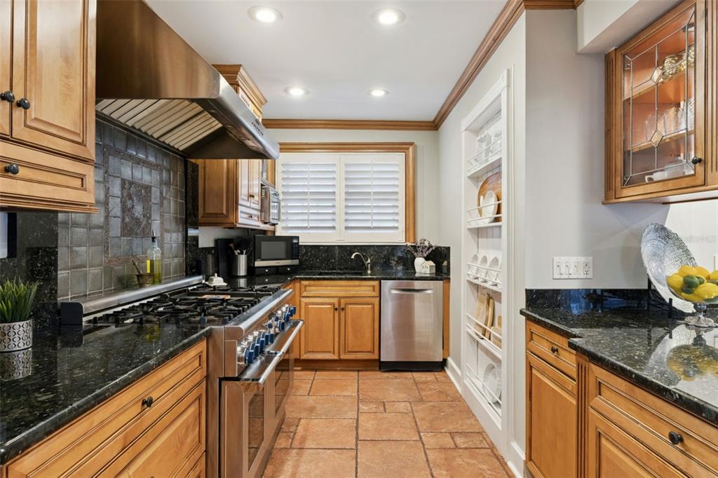 910 Alameda Street Orlando, FL 32804 - Photo 19 of 74