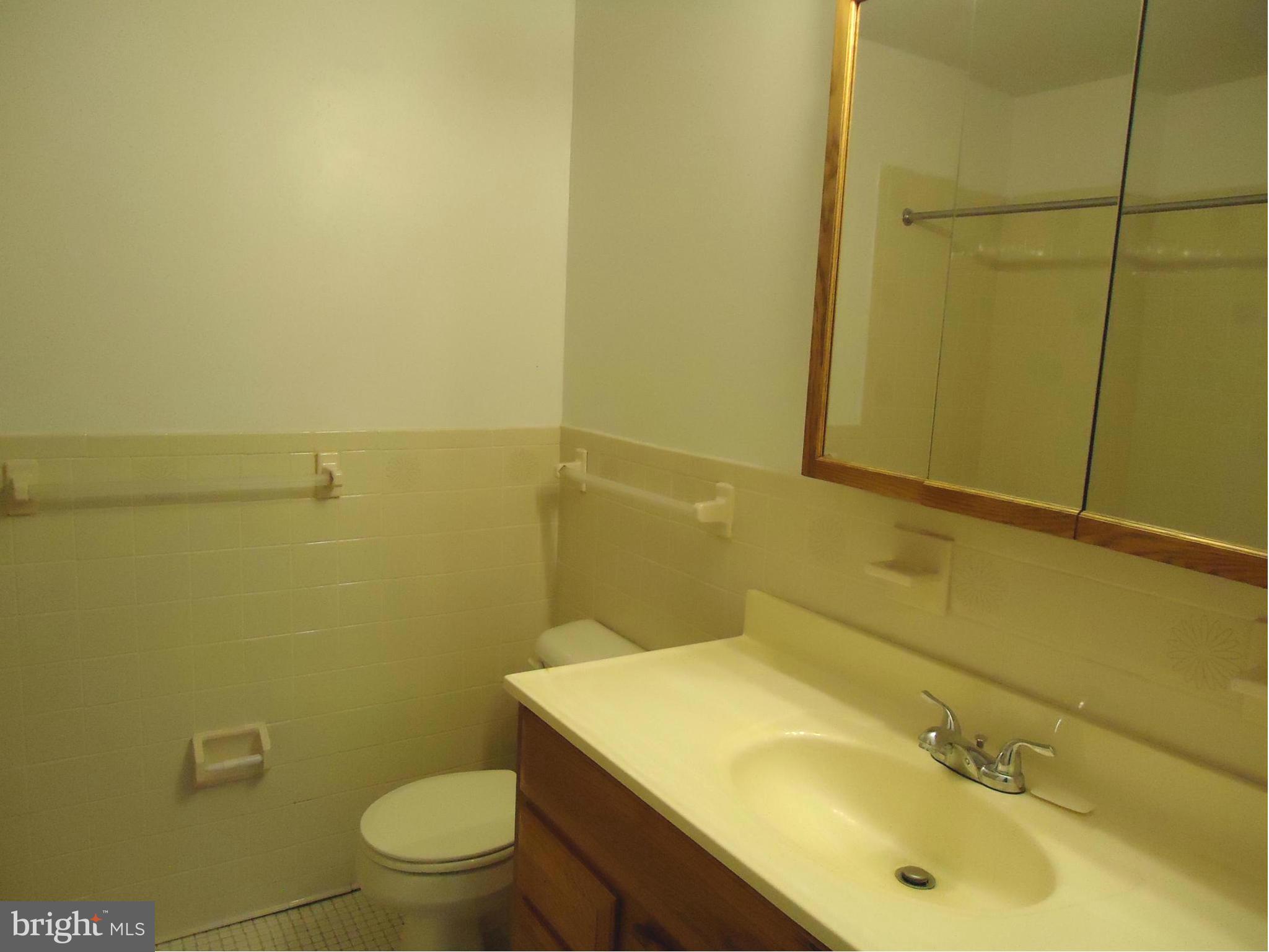 7206 Gatewood Road Ruther Glen, VA 22546 - Photo 16 of 18 Bedroom (Master)