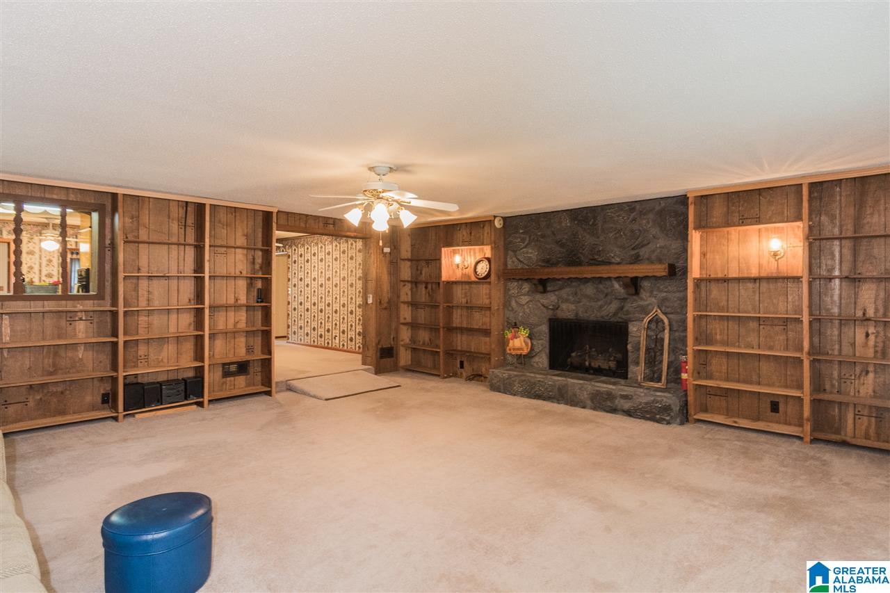 340 10th Street Pleasant Grove, AL 35127 - Photo 14 of 38
