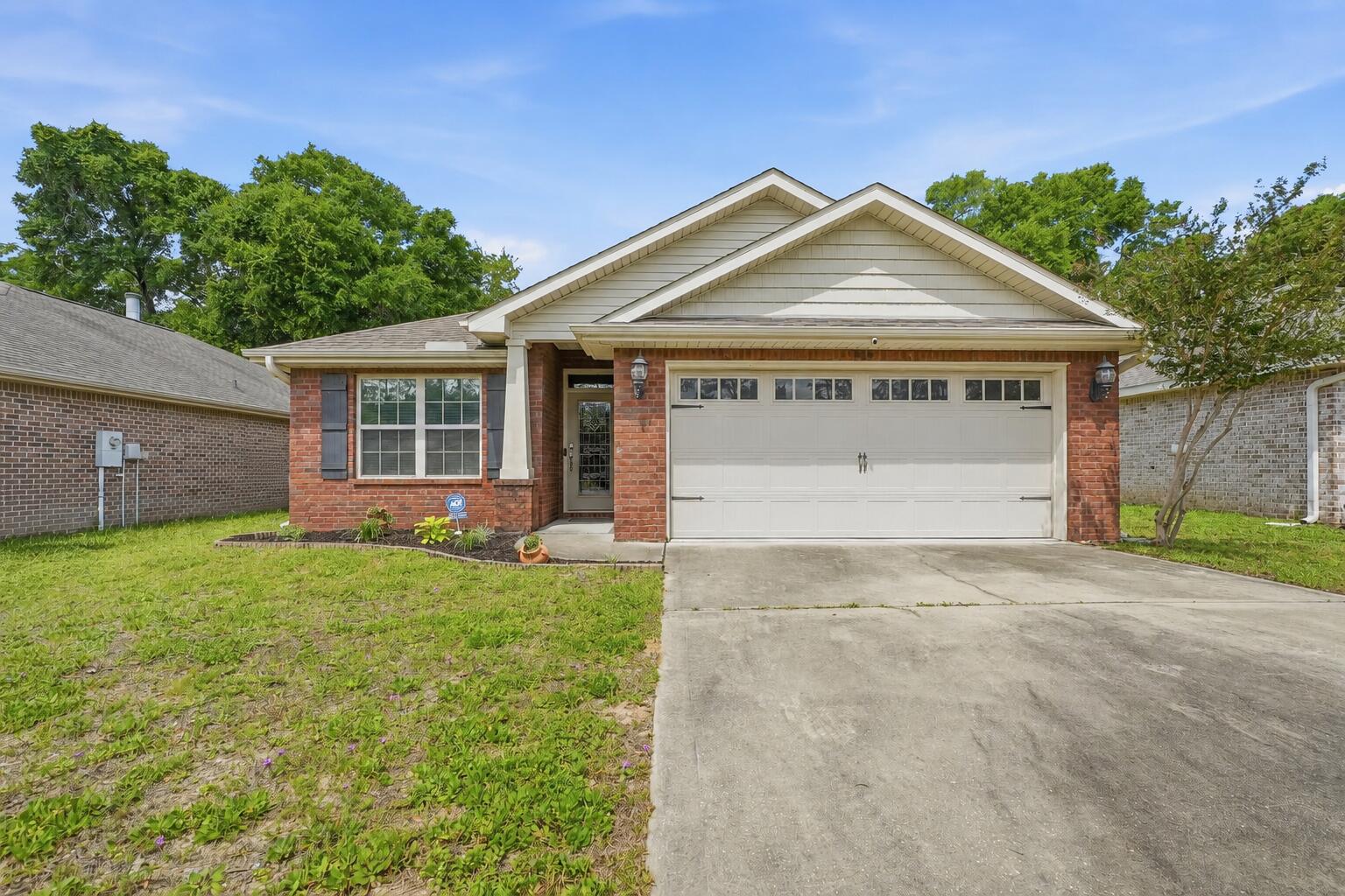 219 January Court Crestview, FL 32539 - Photo 1 of 21 ChatGPT Image May 18, 2026, 07_43_52 PM
