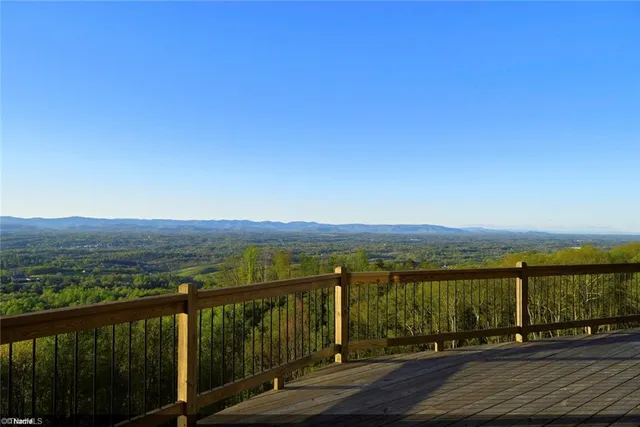 $798,000 | 4930 Brushy Mountain Road, Moravian Falls, NC 28654
