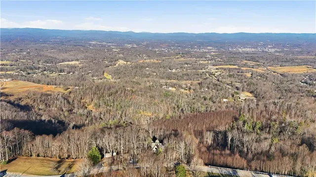 $798,000 | 4930 Brushy Mountain Road, Moravian Falls, NC 28654