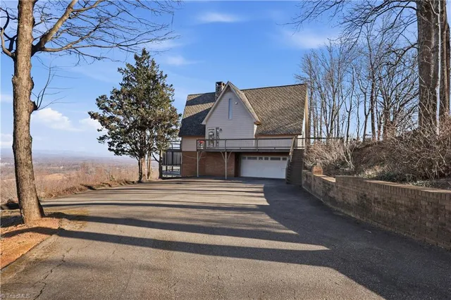 $798,000 | 4930 Brushy Mountain Road, Moravian Falls, NC 28654