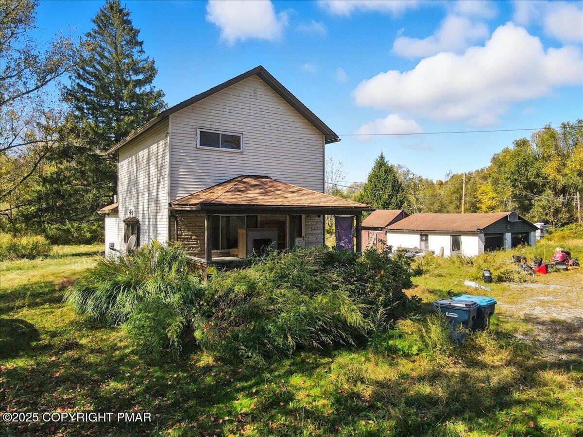 132 Boyarsky Road Scott Township, PA 18447 - Photo 5 of 74 132 Boyarsky Road