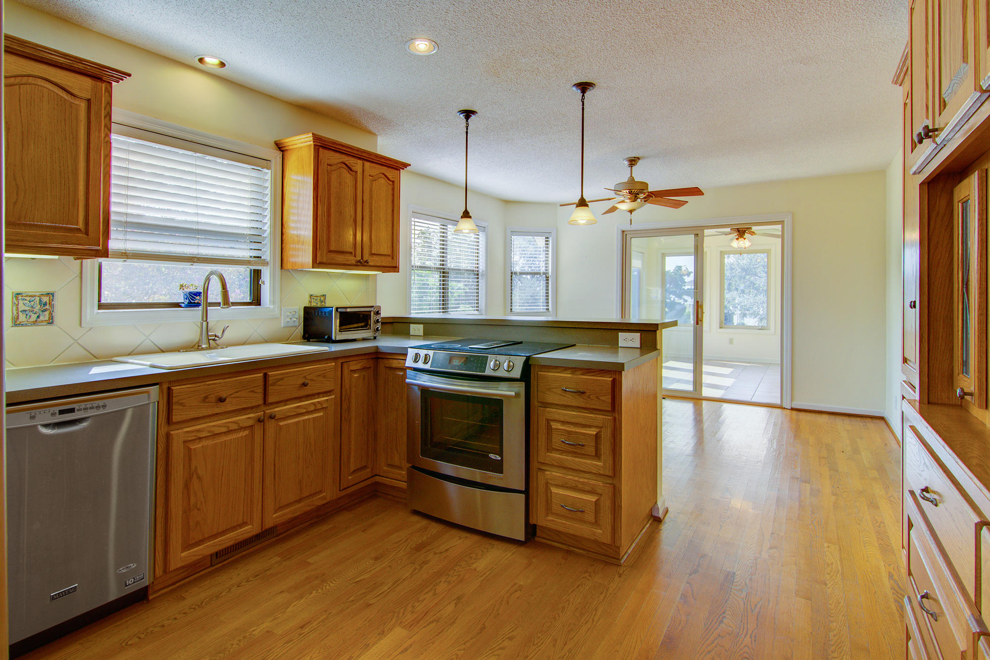 533 Schooner Road Charleston, SC 29412 - Photo 15 of 43 26