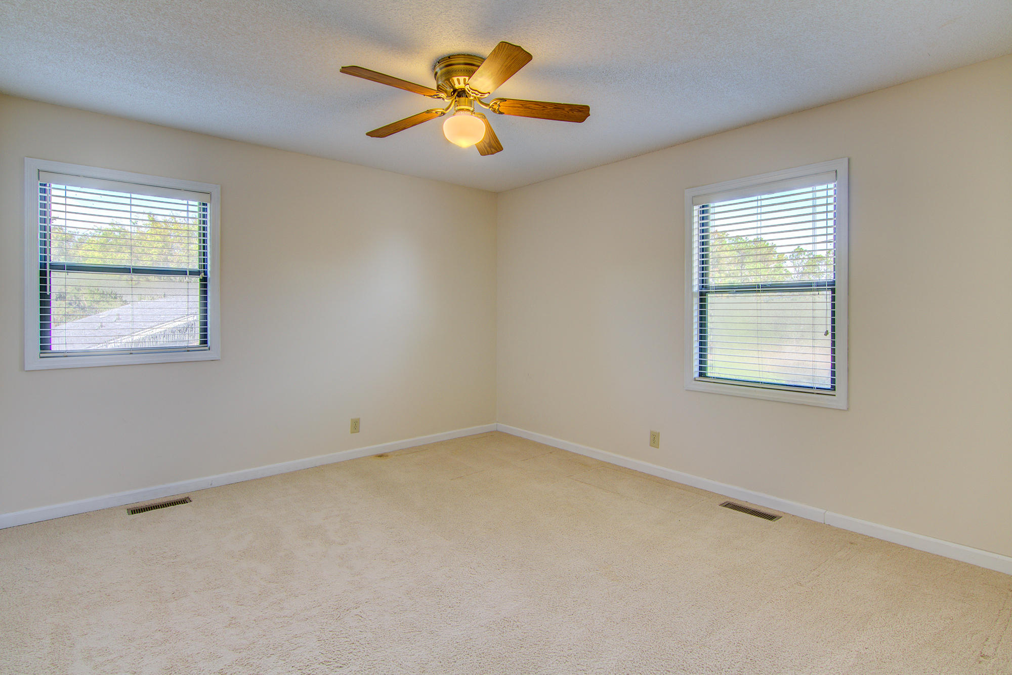 533 Schooner Road Charleston, SC 29412 - Photo 26 of 43 33
