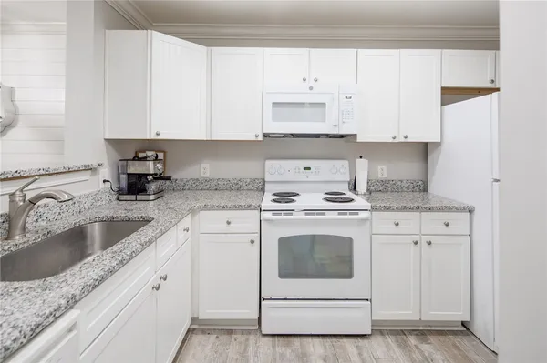 $279,900 | 1725 Harvey Mitchell Parkway South, Unit 2224, College Station, TX 77840