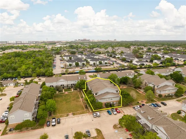 $279,900 | 1725 Harvey Mitchell Parkway South, Unit 2224, College Station, TX 77840
