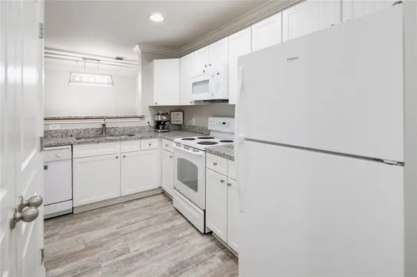 $279,900 | 1725 Harvey Mitchell Parkway South, Unit 2224, College Station, TX 77840
