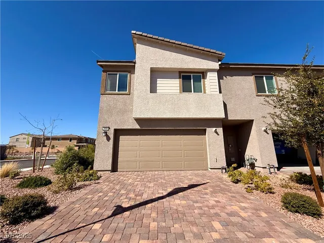 $2,350 | 908 Cadence View Way, Henderson, NV 89011