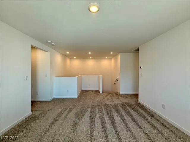 $2,350 | 908 Cadence View Way, Henderson, NV 89011