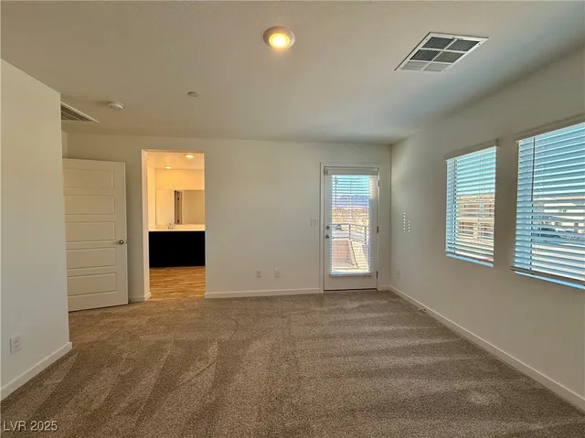 $2,350 | 908 Cadence View Way, Henderson, NV 89011