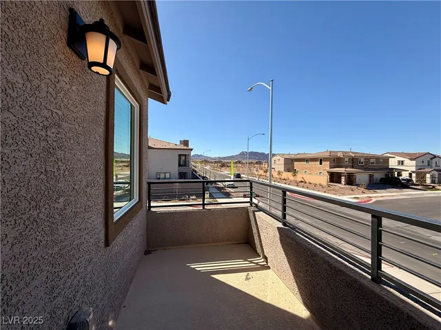 $2,350 | 908 Cadence View Way, Henderson, NV 89011