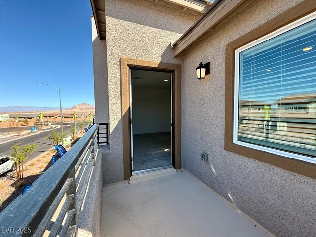 $2,350 | 908 Cadence View Way, Henderson, NV 89011