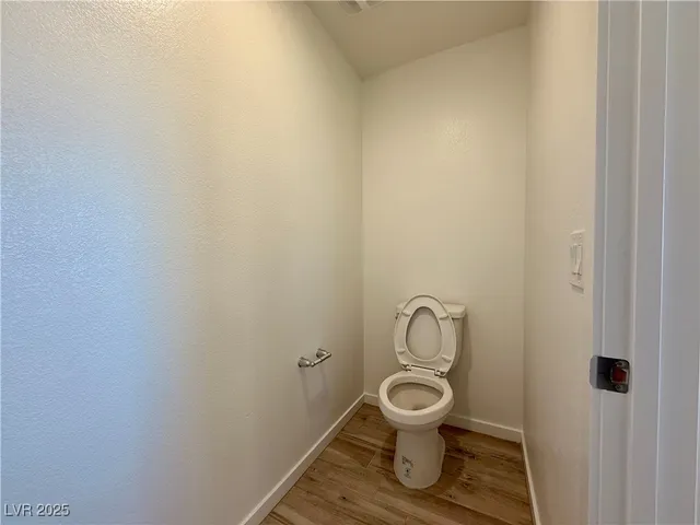 $2,350 | 908 Cadence View Way, Henderson, NV 89011