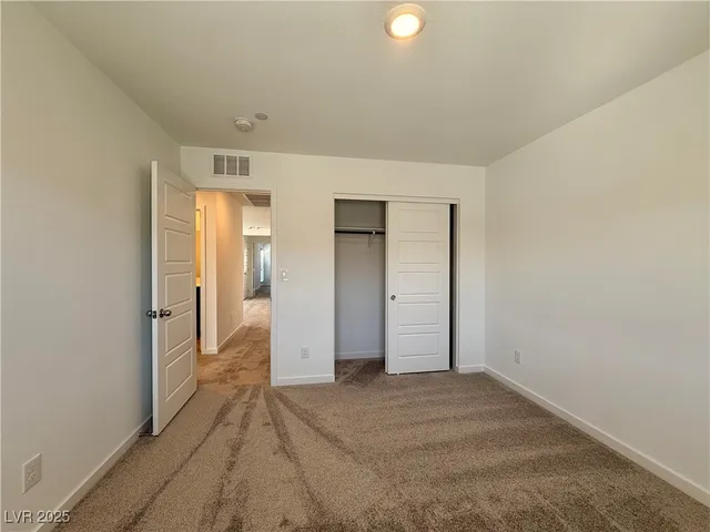 $2,350 | 908 Cadence View Way, Henderson, NV 89011