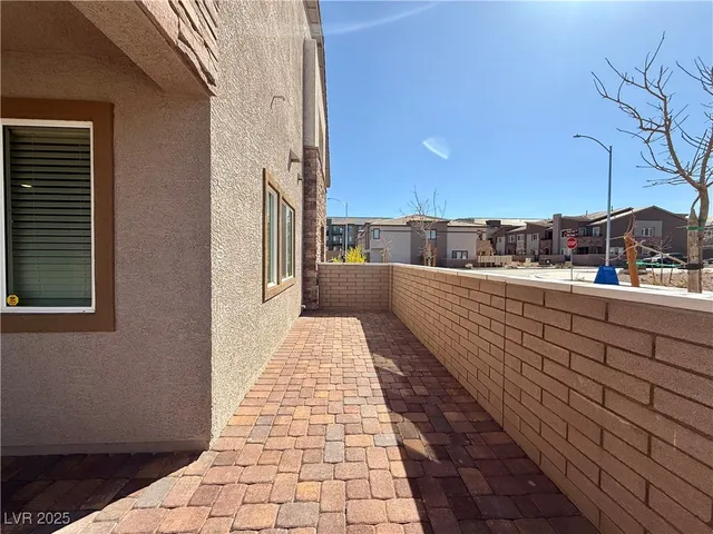 $2,350 | 908 Cadence View Way, Henderson, NV 89011