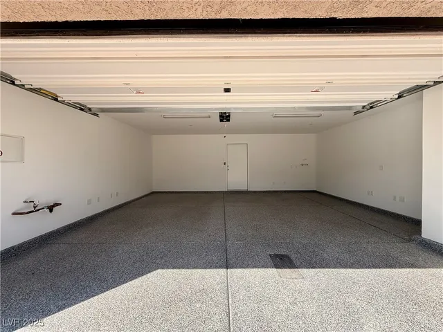 $2,350 | 908 Cadence View Way, Henderson, NV 89011