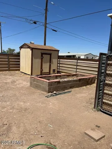 $185,000 | 127 East Apache Street, Huachuca City, AZ 85616