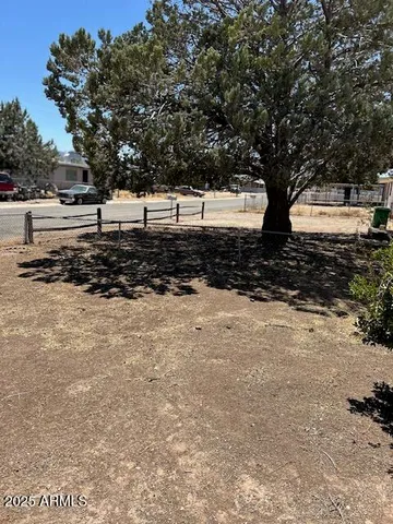 $185,000 | 127 East Apache Street, Huachuca City, AZ 85616