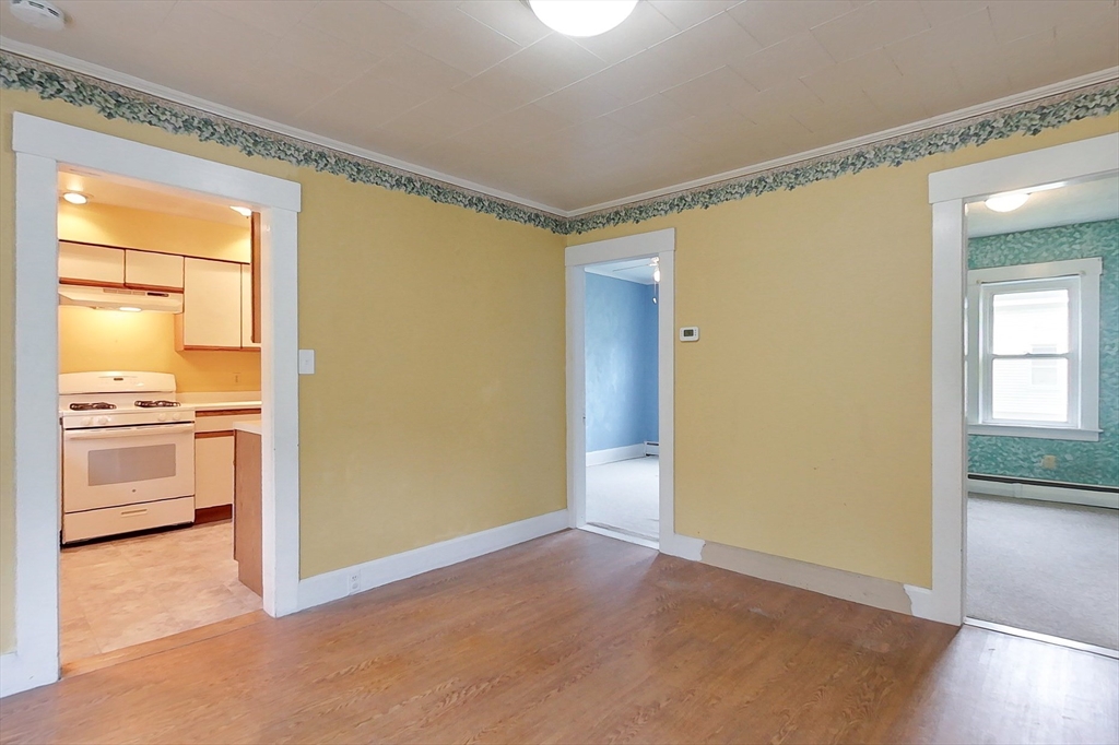 321 Main Street Townsend, MA 01469 - Photo 9 of 31