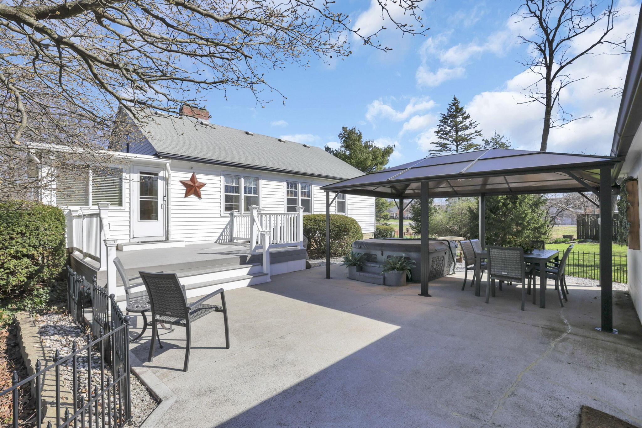 141 Park Road Columbus, OH 43235 - Photo 51 of 75 51-web-or-mls-0V3A8081