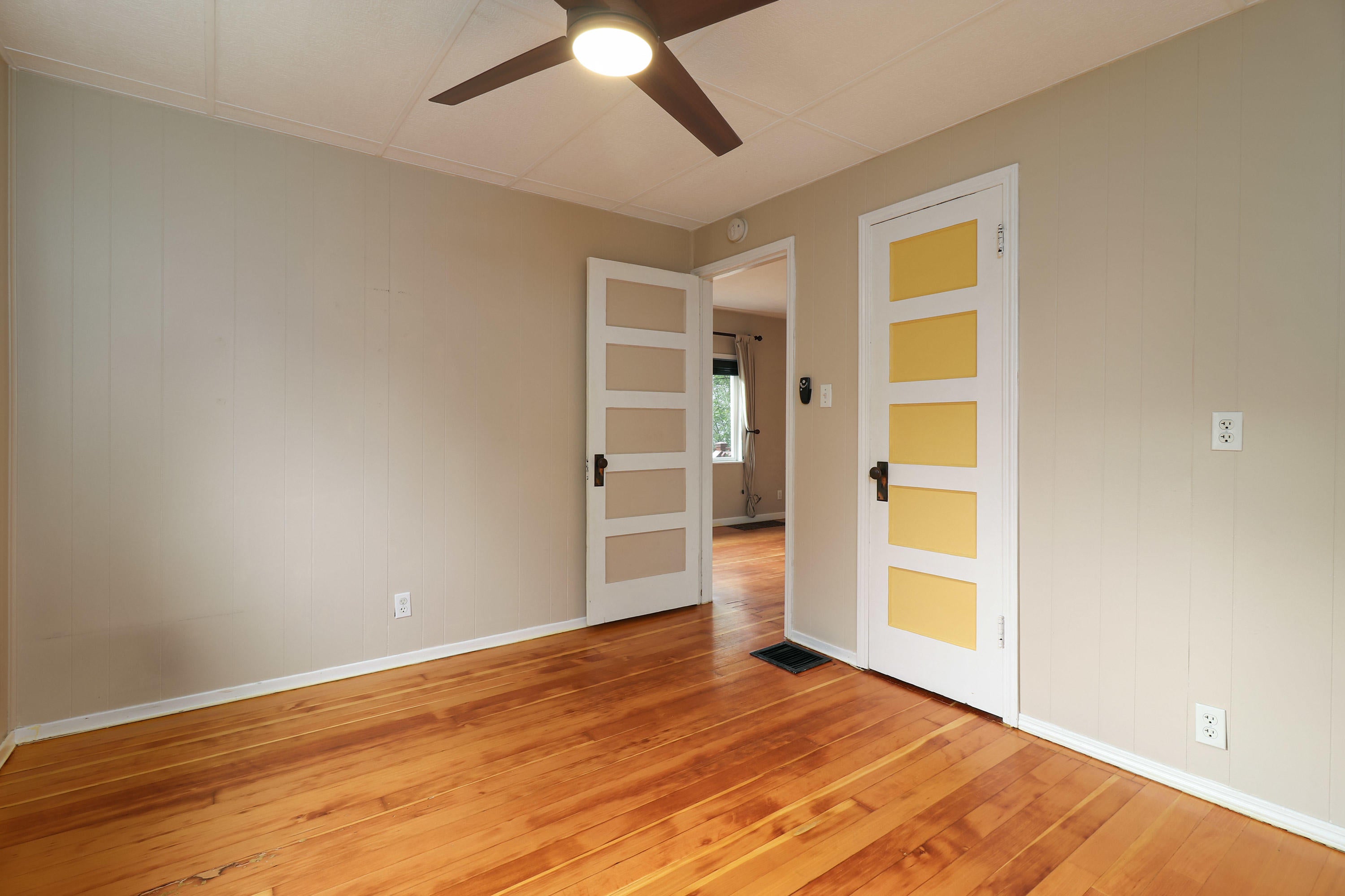 3651 Southwest Spring Garden Street Portland, OR 97219 - Photo 15 of 28 3651 SW Spring Garden St - 15