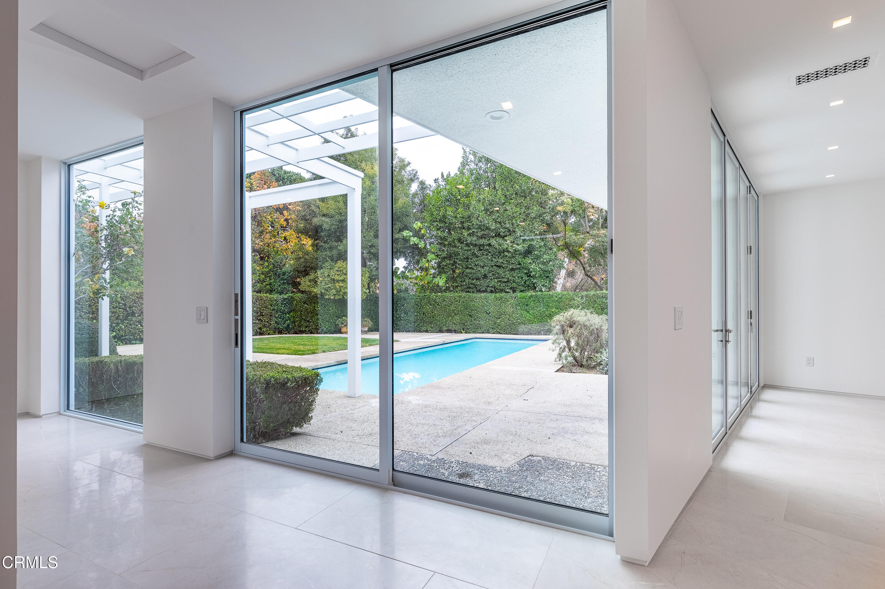 800 Canon Drive Pasadena, CA 91106 - Photo 15 of 49 a view of a porch with seating space