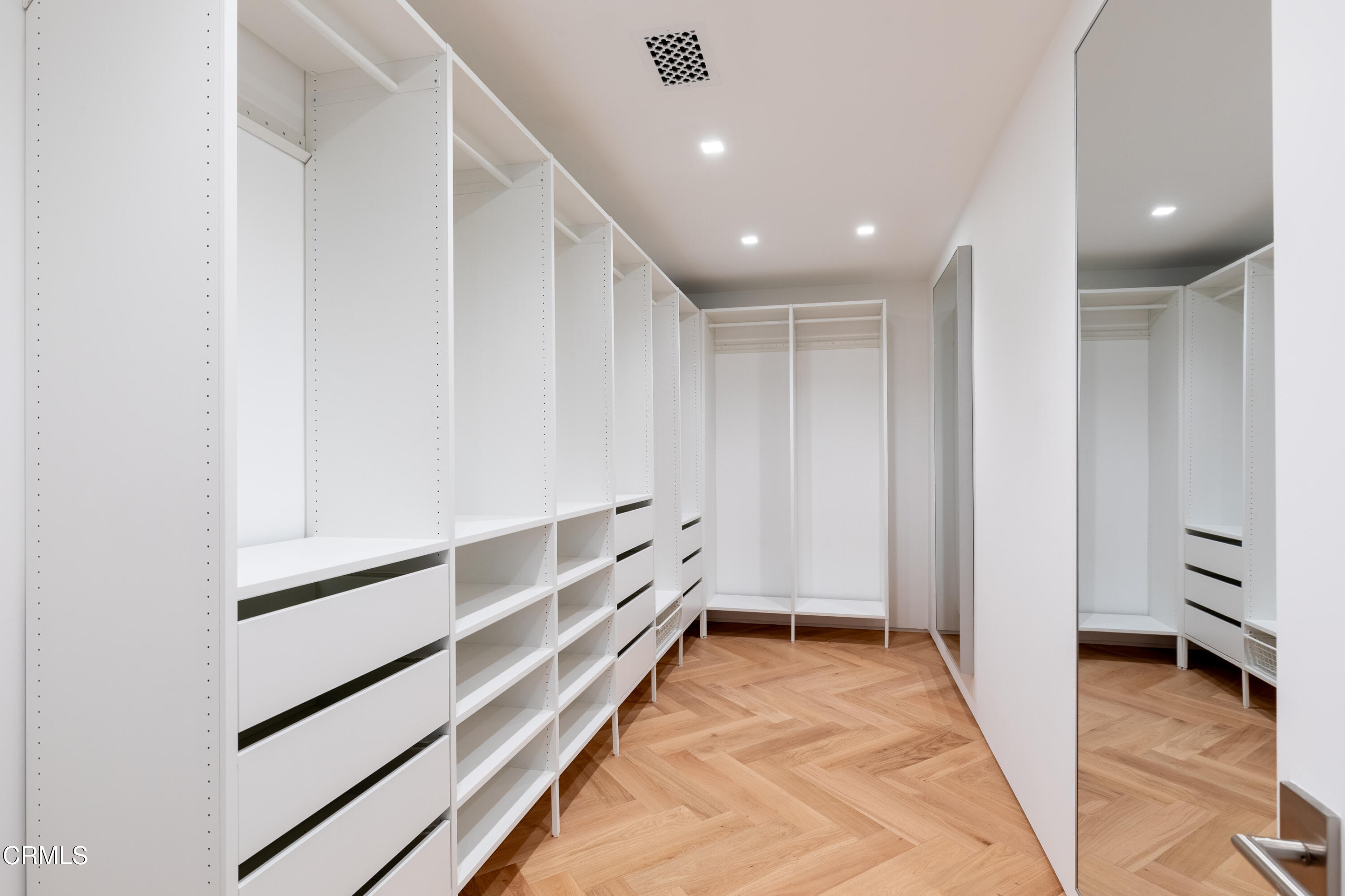 800 Canon Drive Pasadena, CA 91106 - Photo 33 of 49