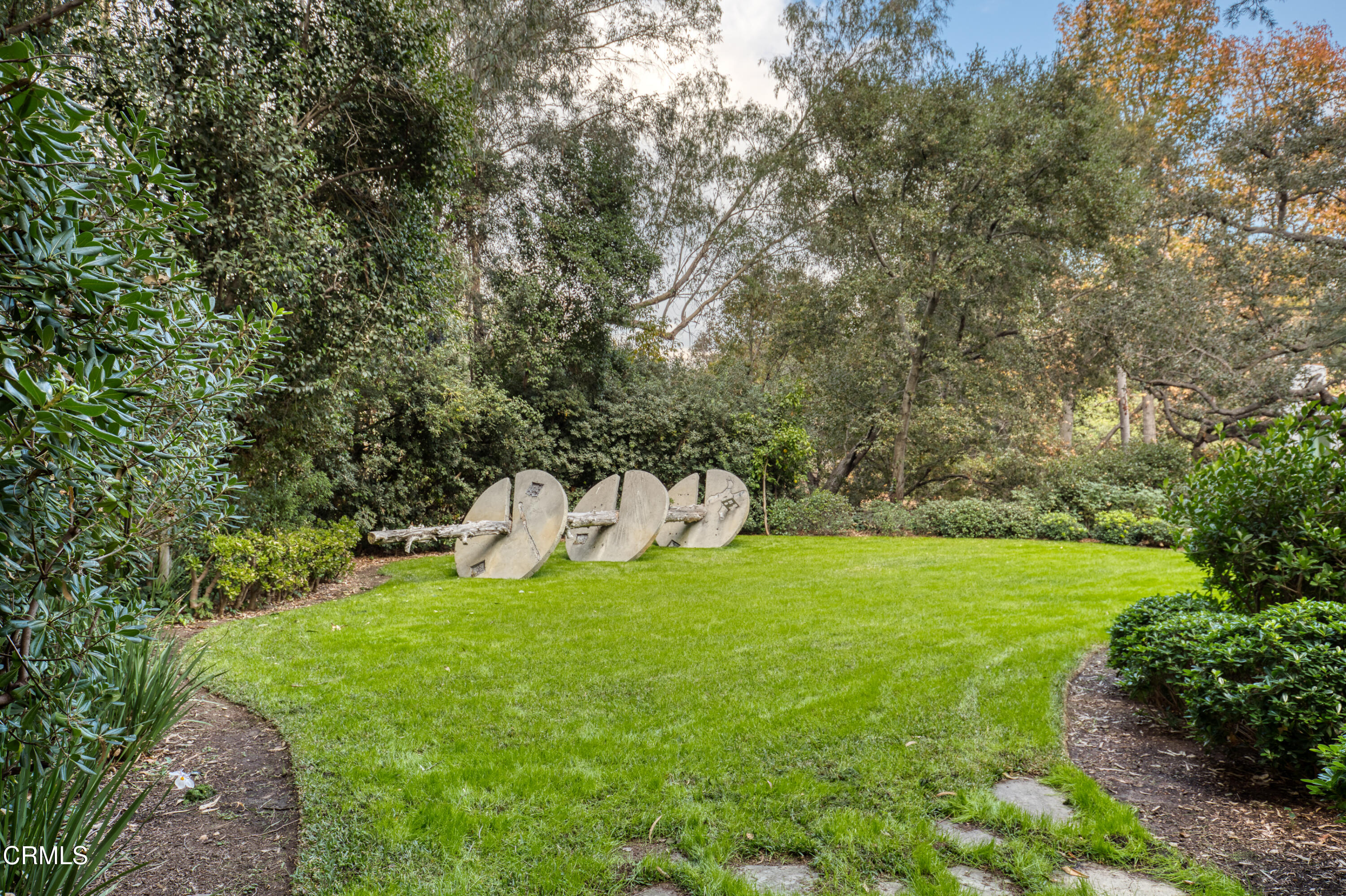 800 Canon Drive Pasadena, CA 91106 - Photo 45 of 49 a view of a field with large trees