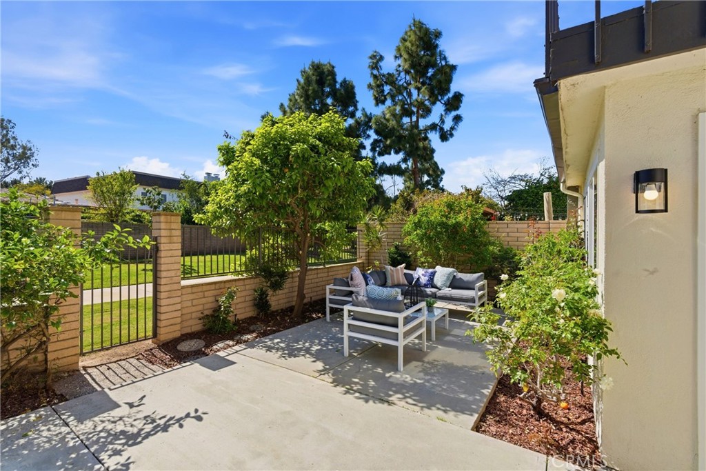 41 Seton Road Irvine, CA 92612 - Photo 34 of 51