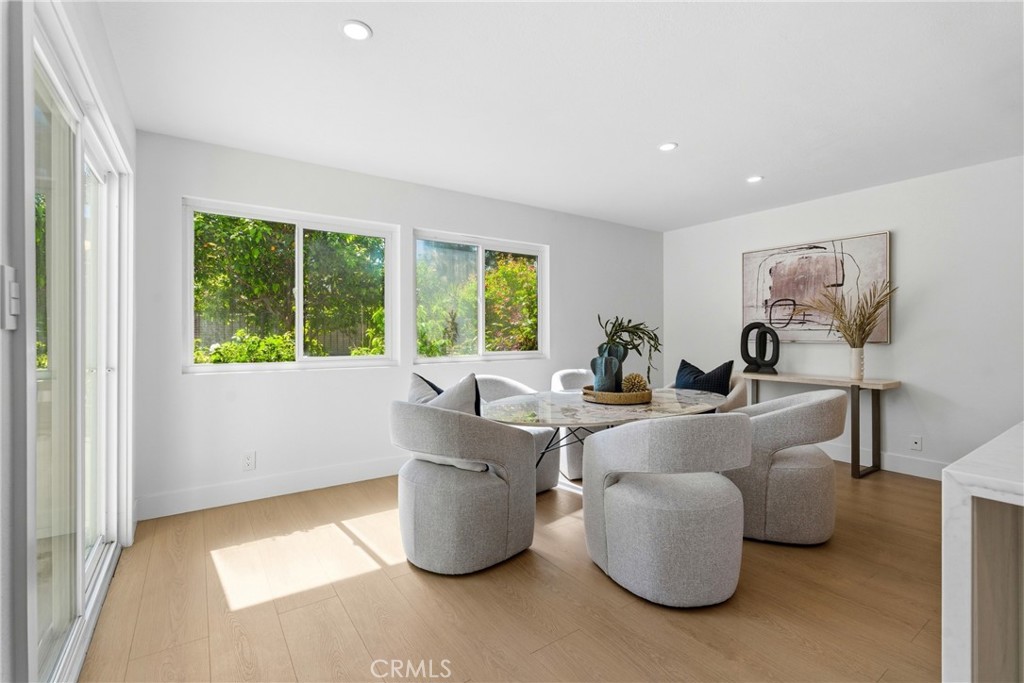 41 Seton Road Irvine, CA 92612 - Photo 6 of 51