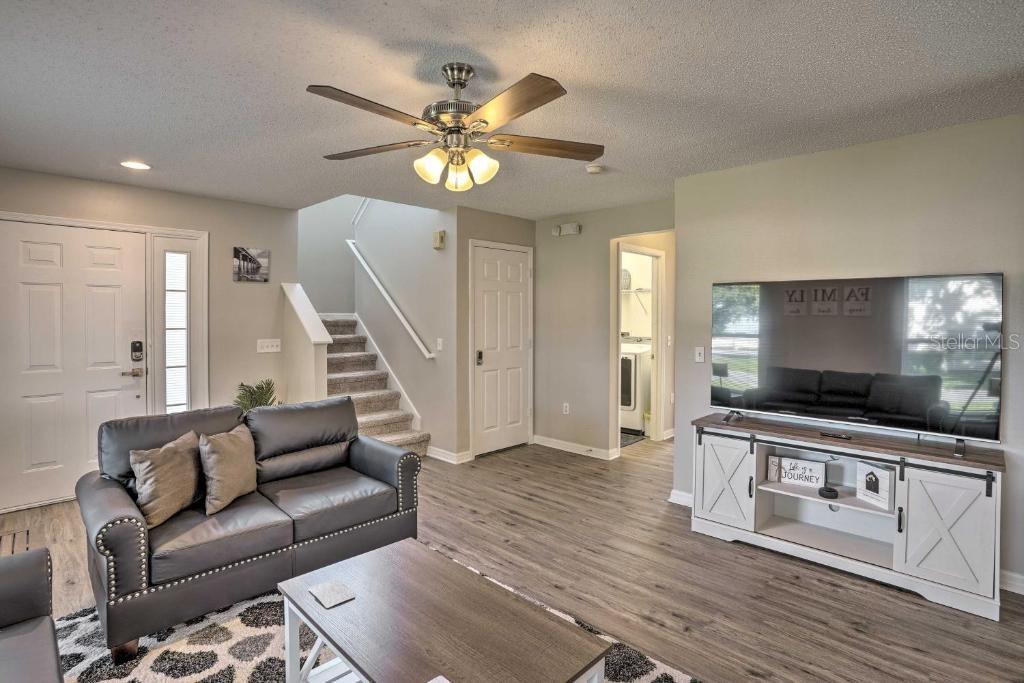 2984 Kokomo Loop Haines City, FL 33844 - Photo 5 of 38