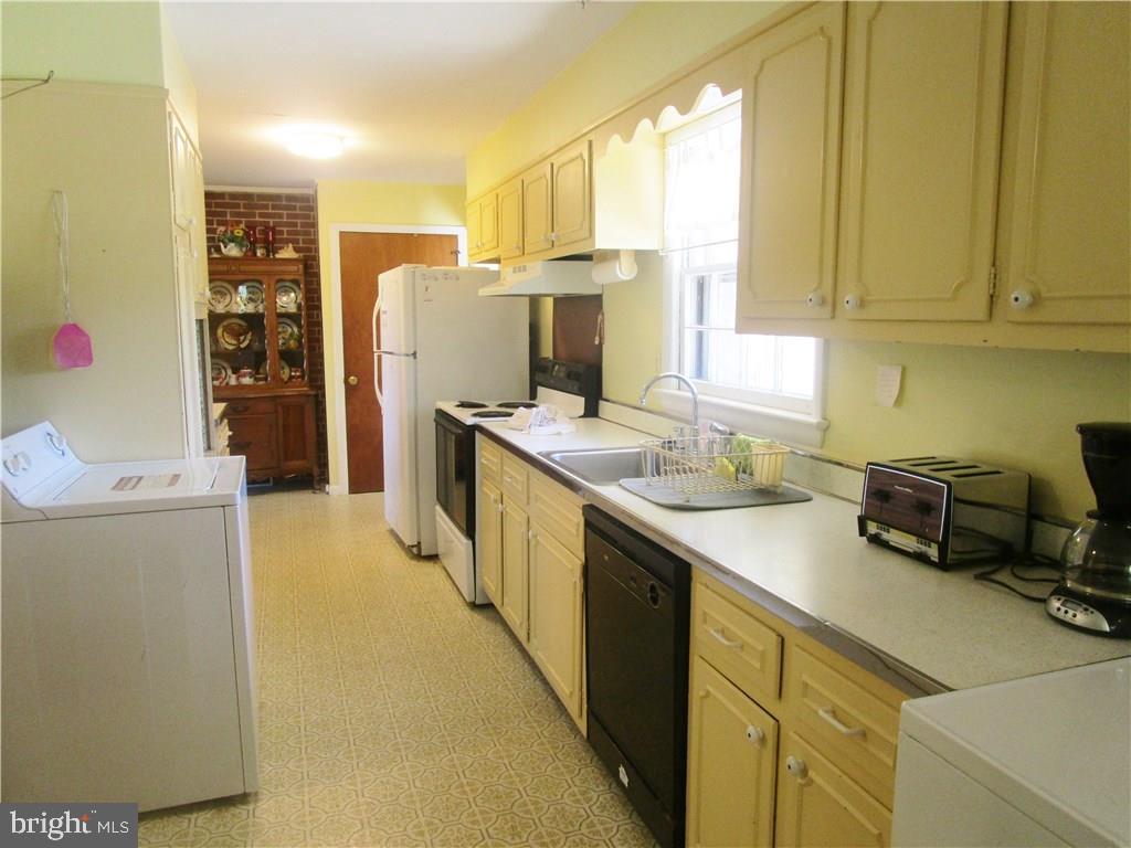 27 Harbor Road Rehoboth Beach, DE 19971 - Photo 10 of 24 Gallery Image 10