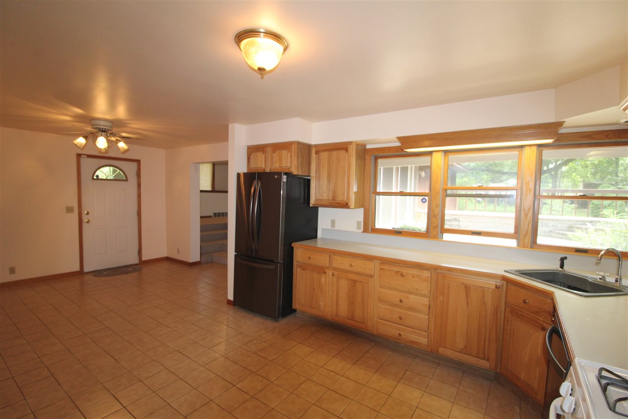9049 North McKinley Road Flushing, MI 48433 - Photo 6 of 29