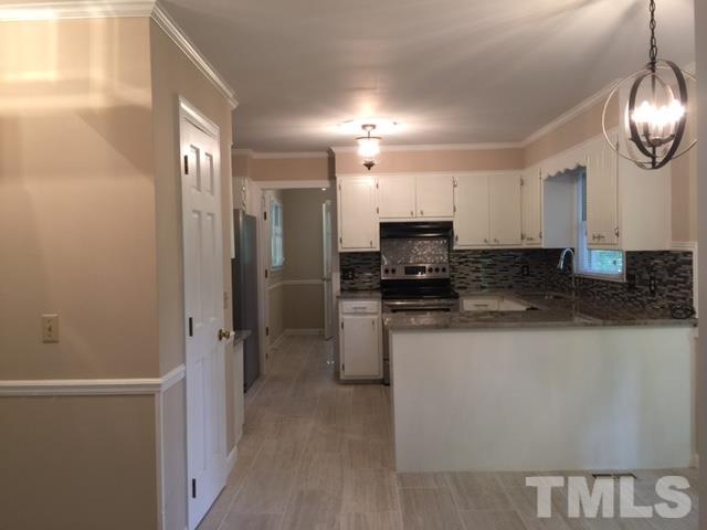 320 North Ridge Circle Roxboro, NC 27574 - Photo 2 of 25