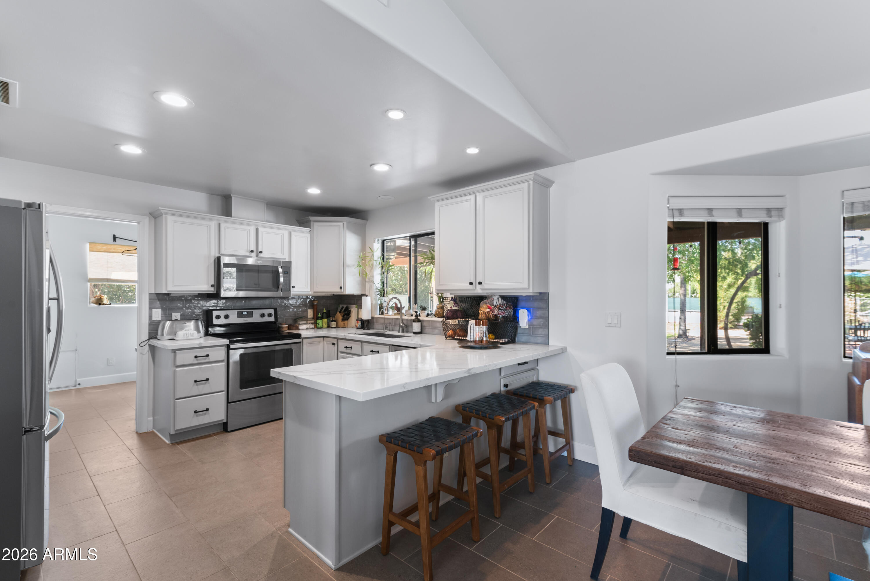 19216 North 29th Street Phoenix, AZ 85050 - Photo 7 of 42 Gorgeous, Remodeled Kitchen
