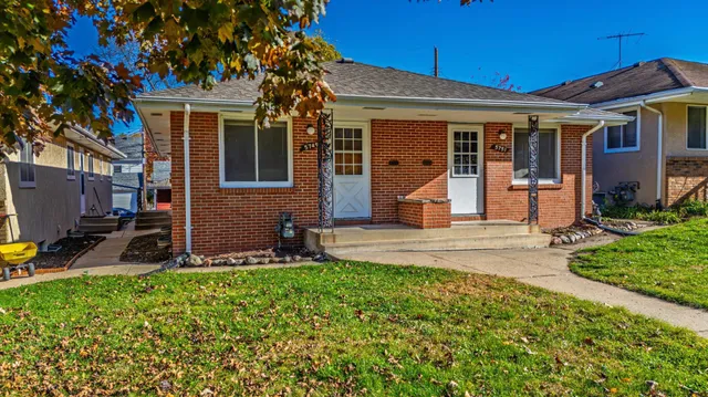 $599,900 | 5749 Xerxes Avenue South, Minneapolis, MN 55410