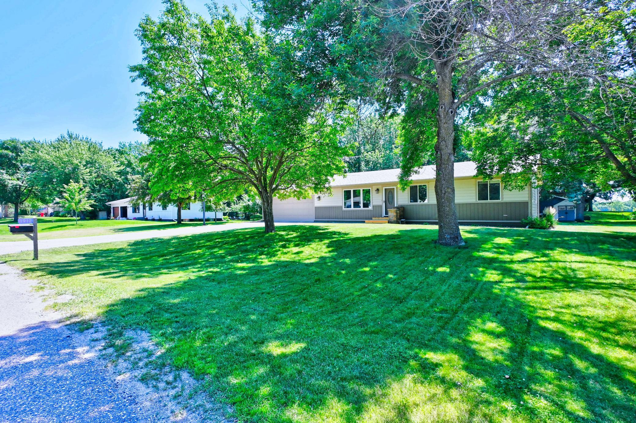 1912 Parkview Road Northeast Alexandria, MN 56308 - Photo 2 of 47