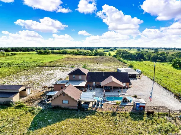 $795,000 | 10470 Farm To Market Road 539, Sutherland Springs, TX 78161