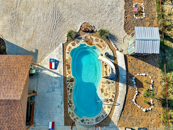 $795,000 | 10470 Farm To Market Road 539, Sutherland Springs, TX 78161